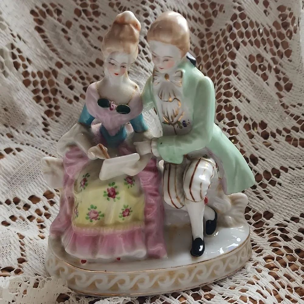Vintage Japan Victorian Styled Porcelain Figurine Couple